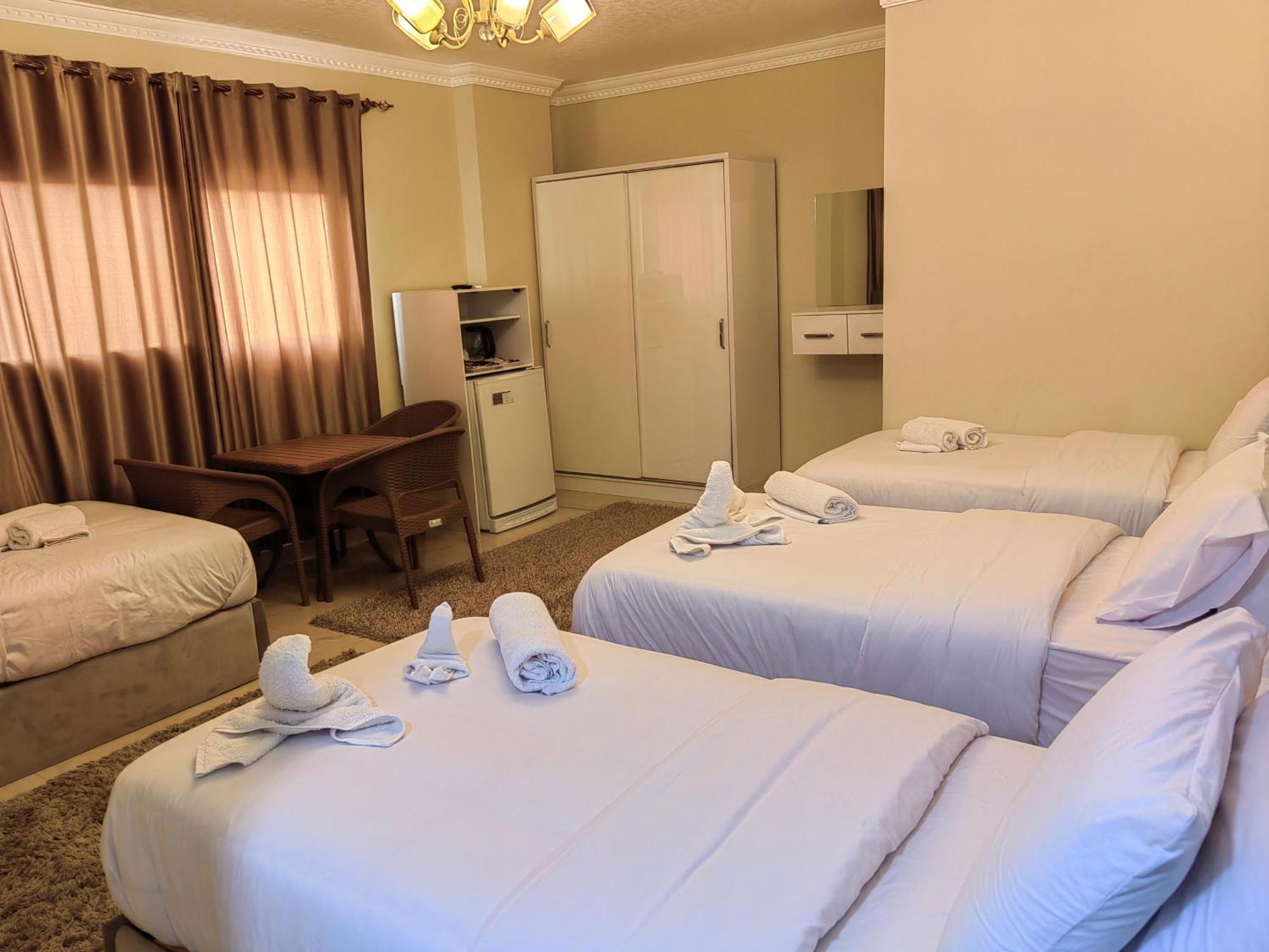 Cairo Gym In Bed and Breakfast Kafr Ghatati Buitenkant foto